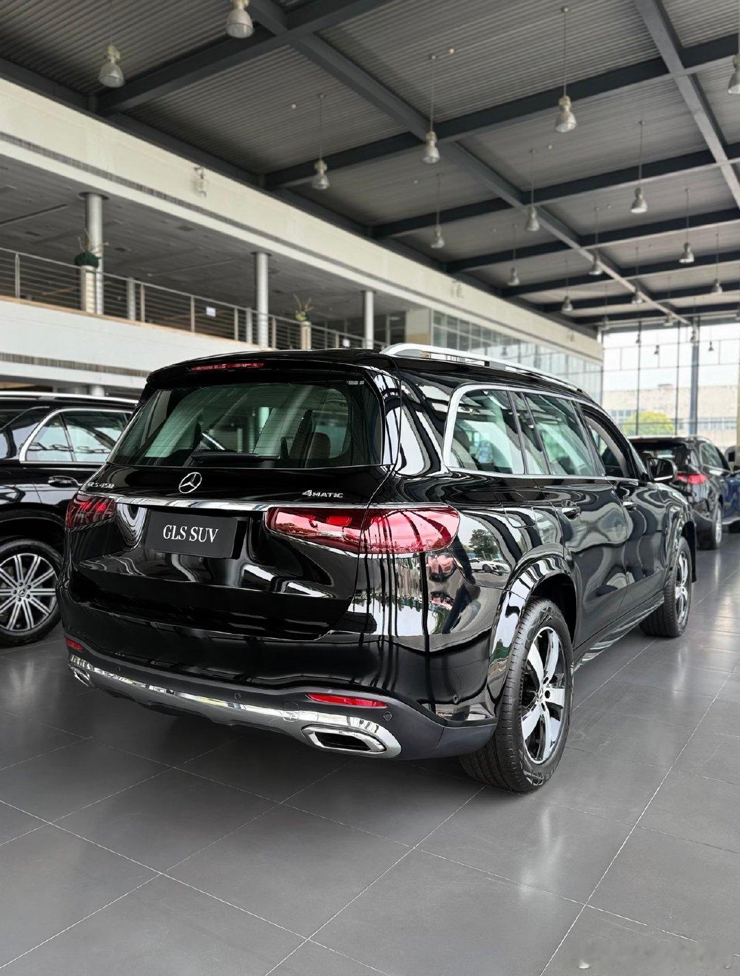 奔驰GLS450经典黑棕指导价96.8万全款裸车78.8万2026年3月份生产…商务用还是可以的…​