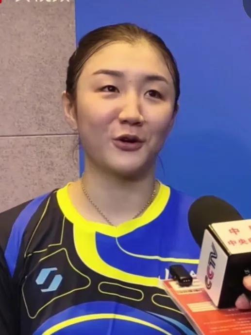 陈梦4:0赢何卓佳，全运会女单挺进八强2025年11月12日，澳门举办的第十