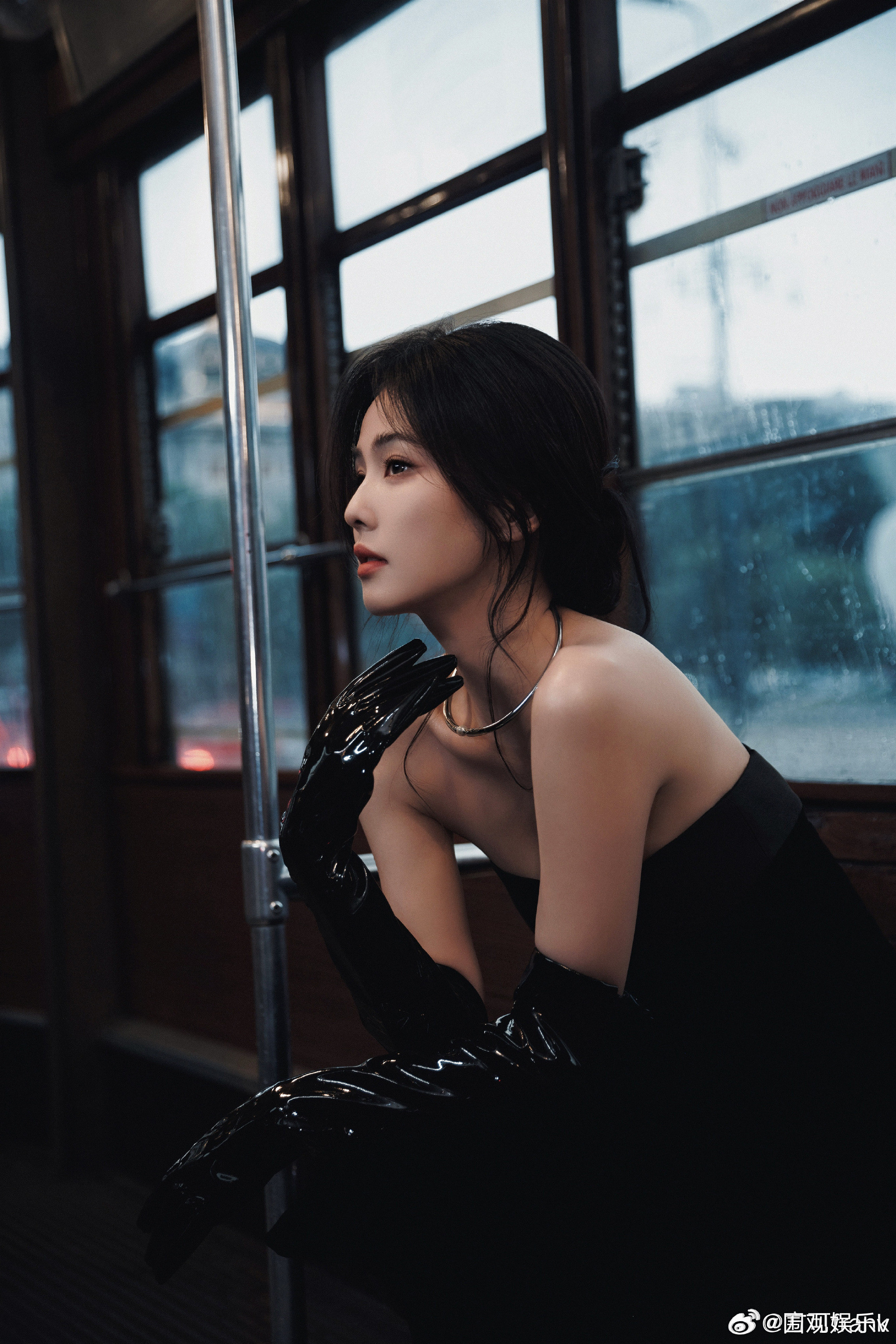 白鹿意式千金盘发方可给白鹿做的意式千金盘发低丸子头改造意式千金盘发好配白鹿​