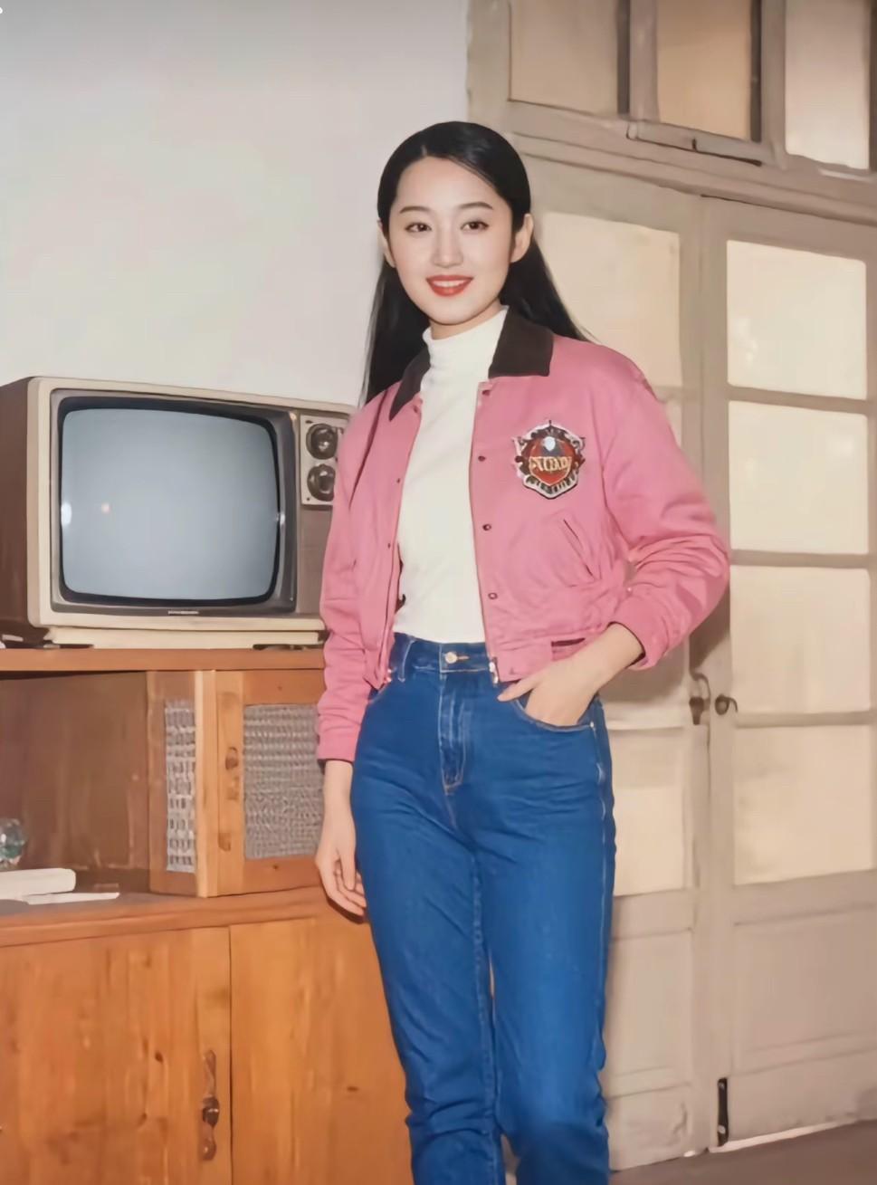 这次楚玲闹出那么大的一件事，是老天有眼，替杨钰莹“报复”了，当初赖文峰看上楚玲是