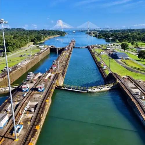 首波反制已出，中方停止交易？巴政府尝到恶果，数十亿投资恐中断 巴拿马这次是真