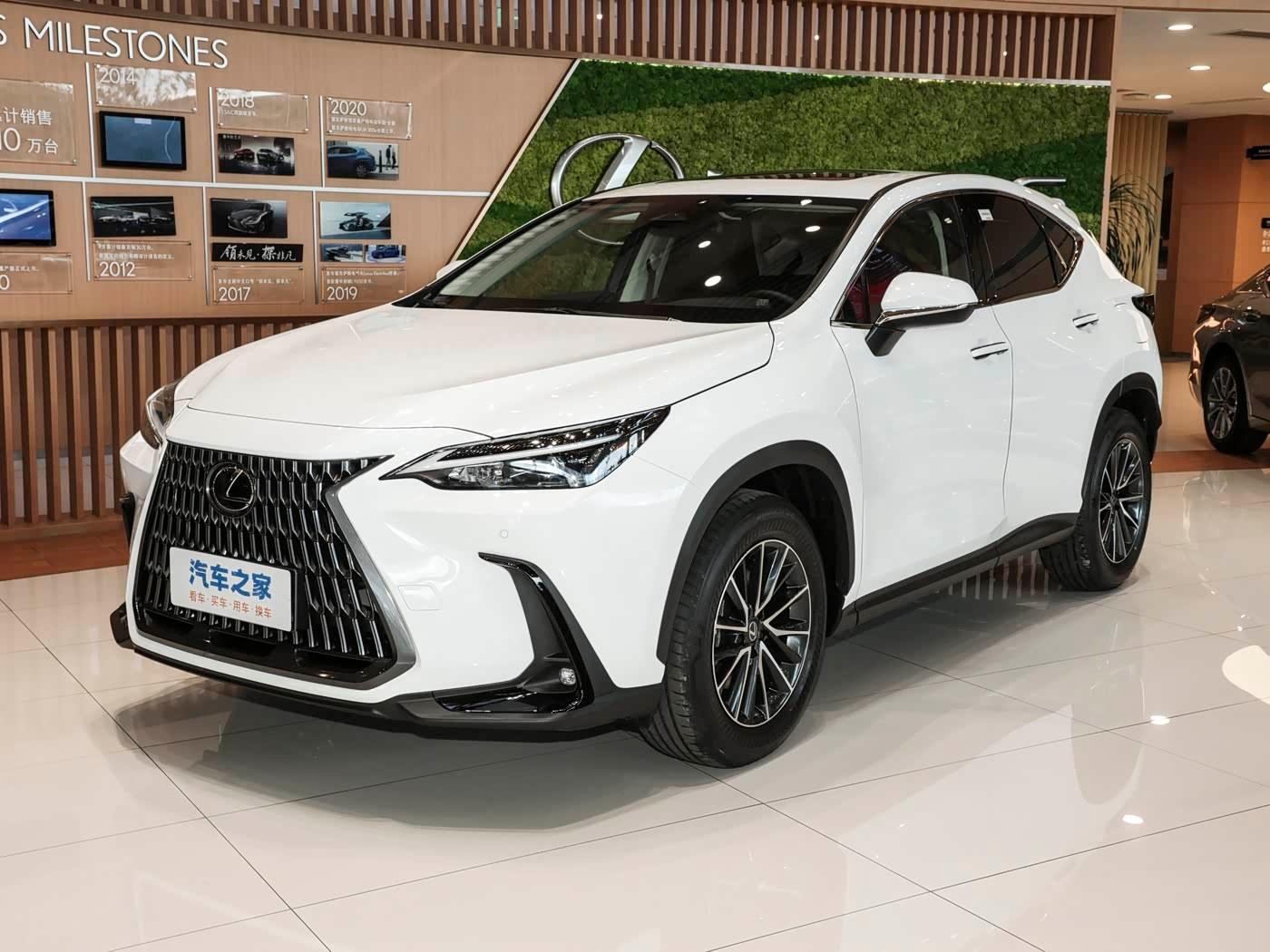 车市观察相比价格合理配置较高的雷克萨斯ES，SUV的入门车型NX就毫无诚意了，