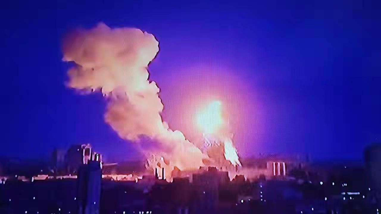 榛树导弹打击基辅的效果出来了俄罗斯导弹一响，西方态度立马变了样。5月24