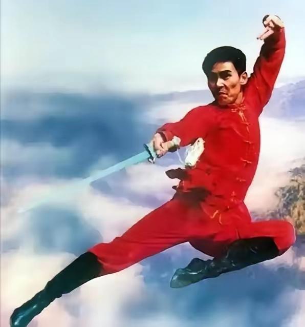 1990年，甄子丹的恩师赵长军在坐出租车时，被三个混混拦住，赵长军放话：