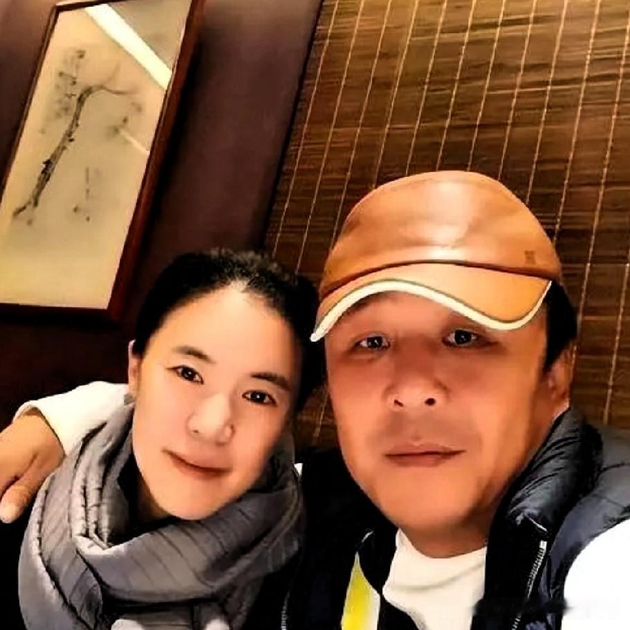 国乒撤离威海基地，这事儿在圈子里炸开了锅。七年光阴，数亿真金白银的投入，王楠