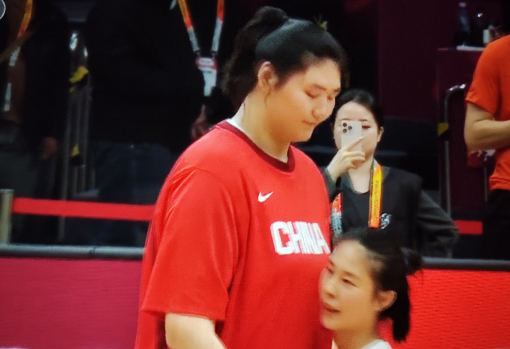 最后一轮中国队与巴西队的比赛左右着捷克队和巴西队的出线权！女篮世界杯预选赛中国