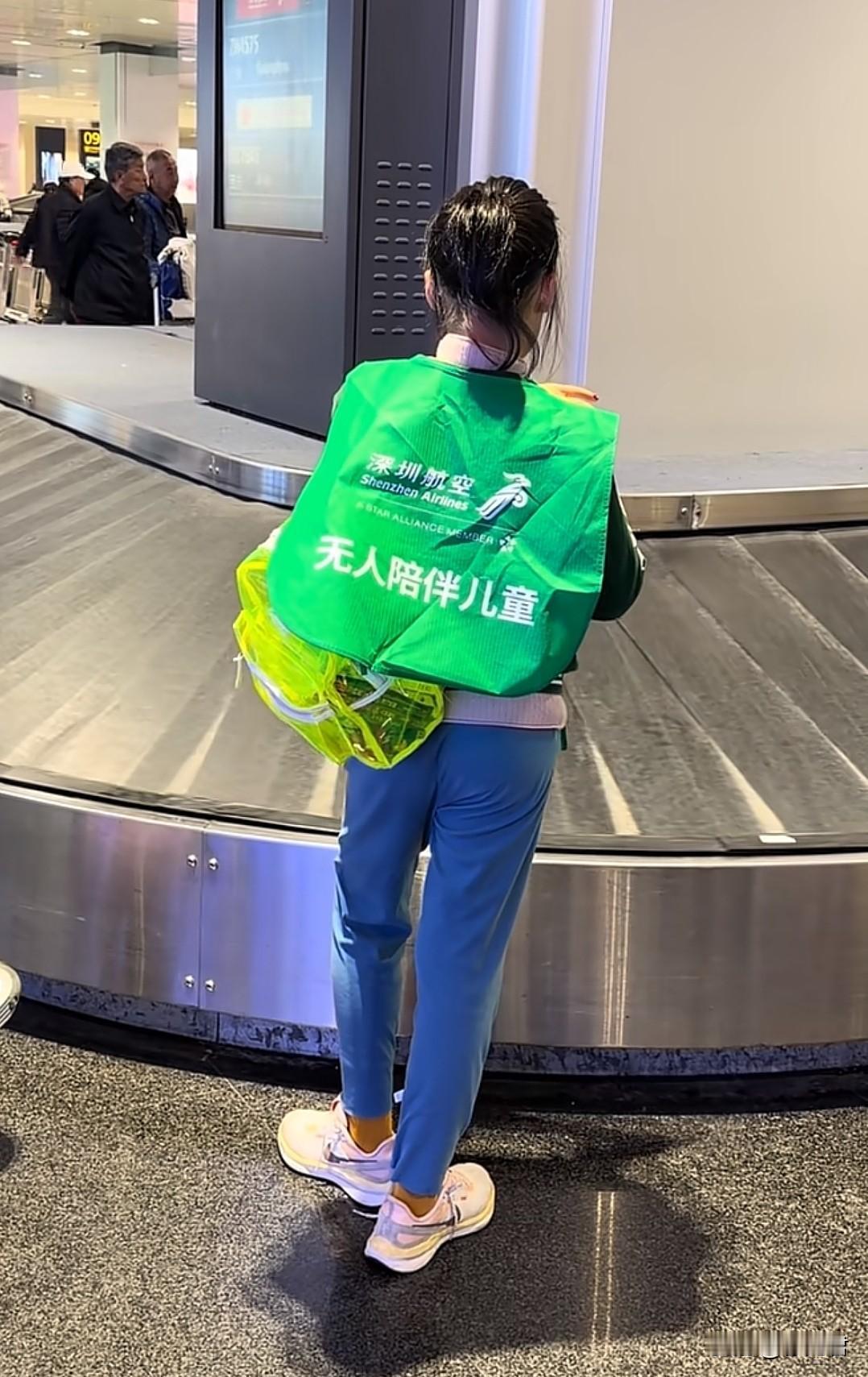 当你觉得飞机票贵时，不妨看看飞机所提供的服务。个人觉得，目前尚未发现有哪类交通