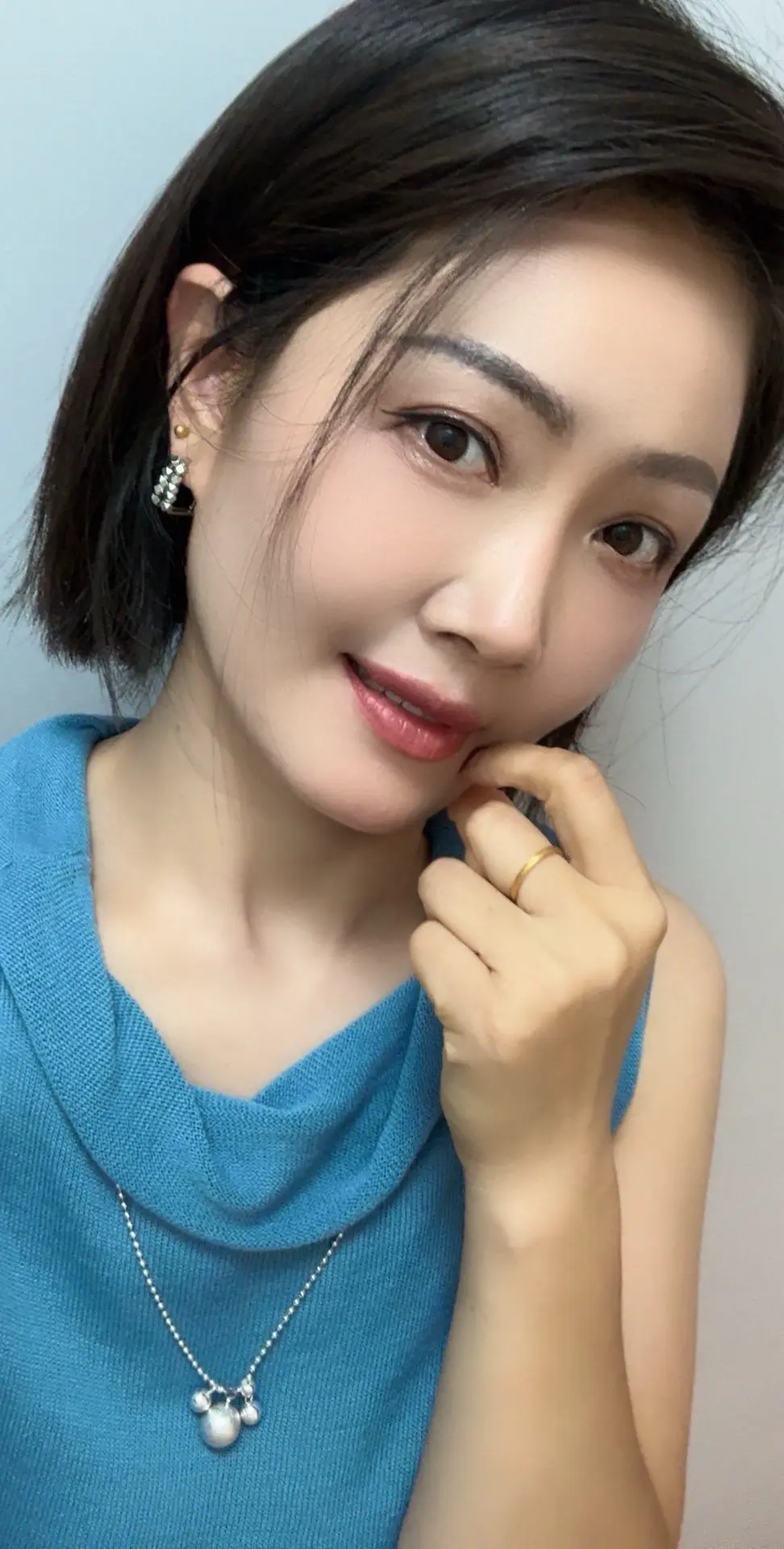 80后 气质这一块拿捏死死的