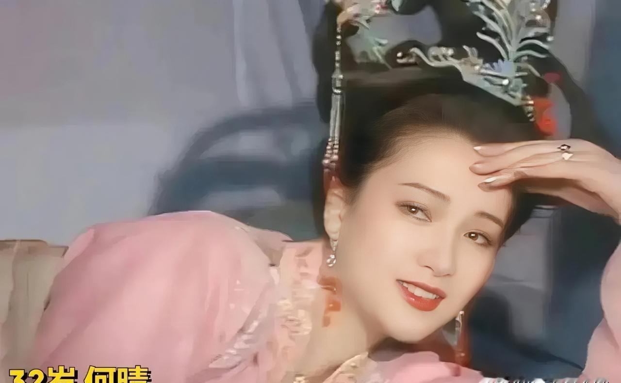 何晴凭什么叫“名著收割机”？别的演员推门进组。她是拎着行李，挤上火车，直接撞