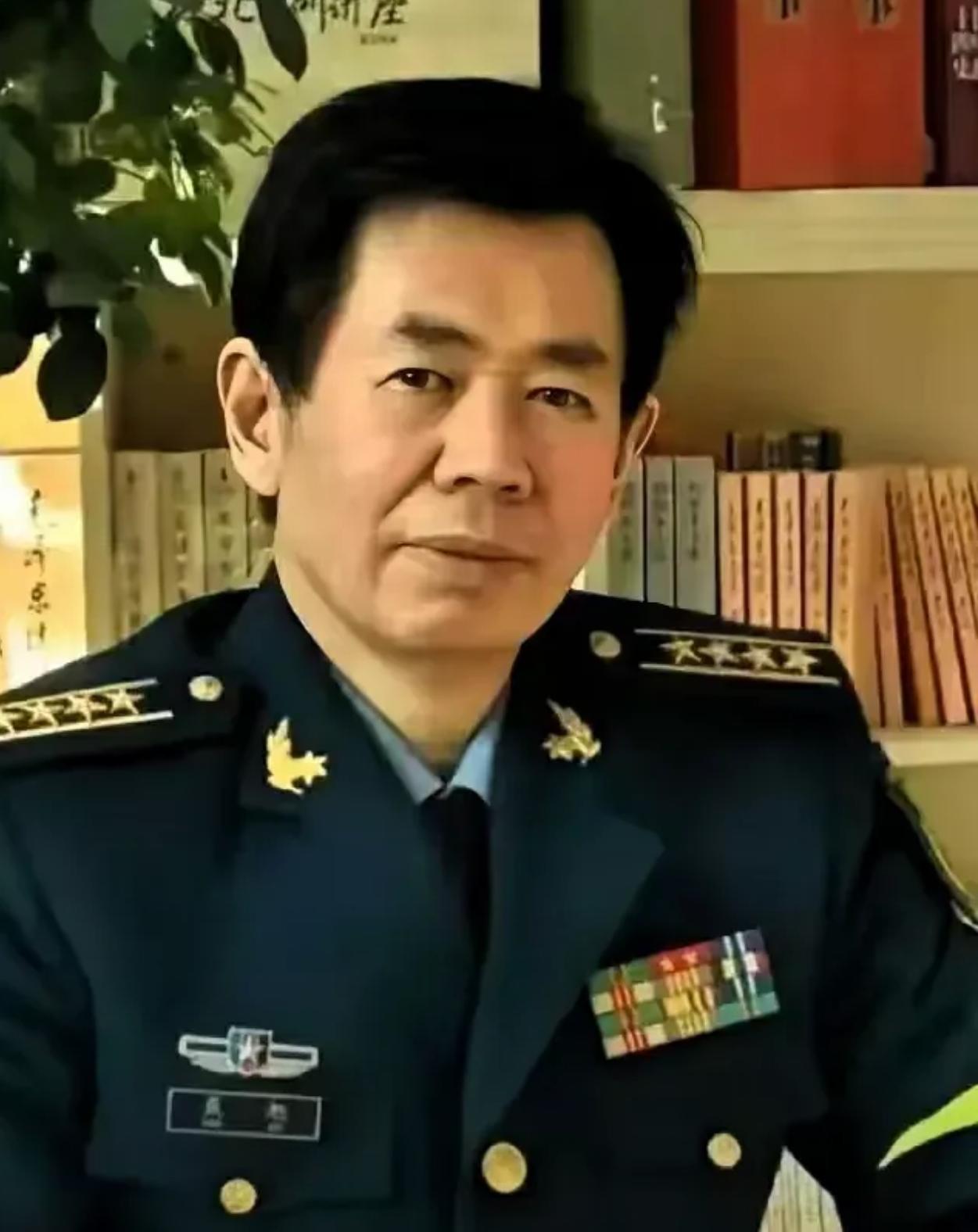 戴旭教授所言极是：时机稍纵即逝。台海局势彼时已至高危临界点——美对台军售升级，赖