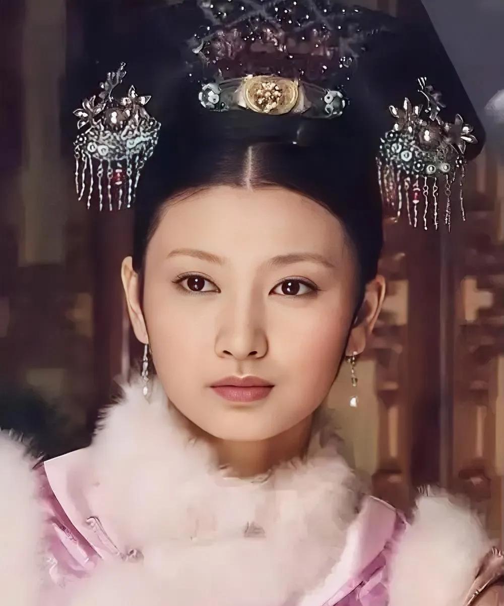 在《甄嬛传》里，为什么皇帝没有为难沈眉庄？因为沈眉庄并没有不搭理皇帝，她只是再