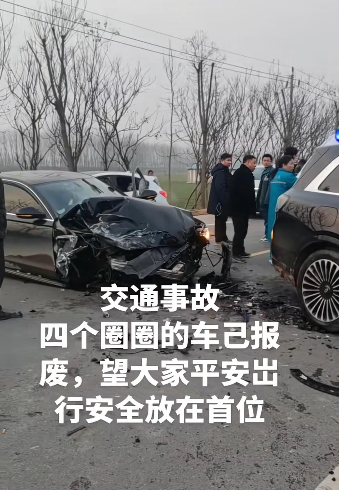 BBA撞问界，但你撞人家的侧面，自己的轮子还掉了