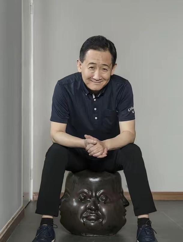 演员梁天和妻子孙凤英，辛苦培养儿子20年，2010年儿子以600多分考上北大英语