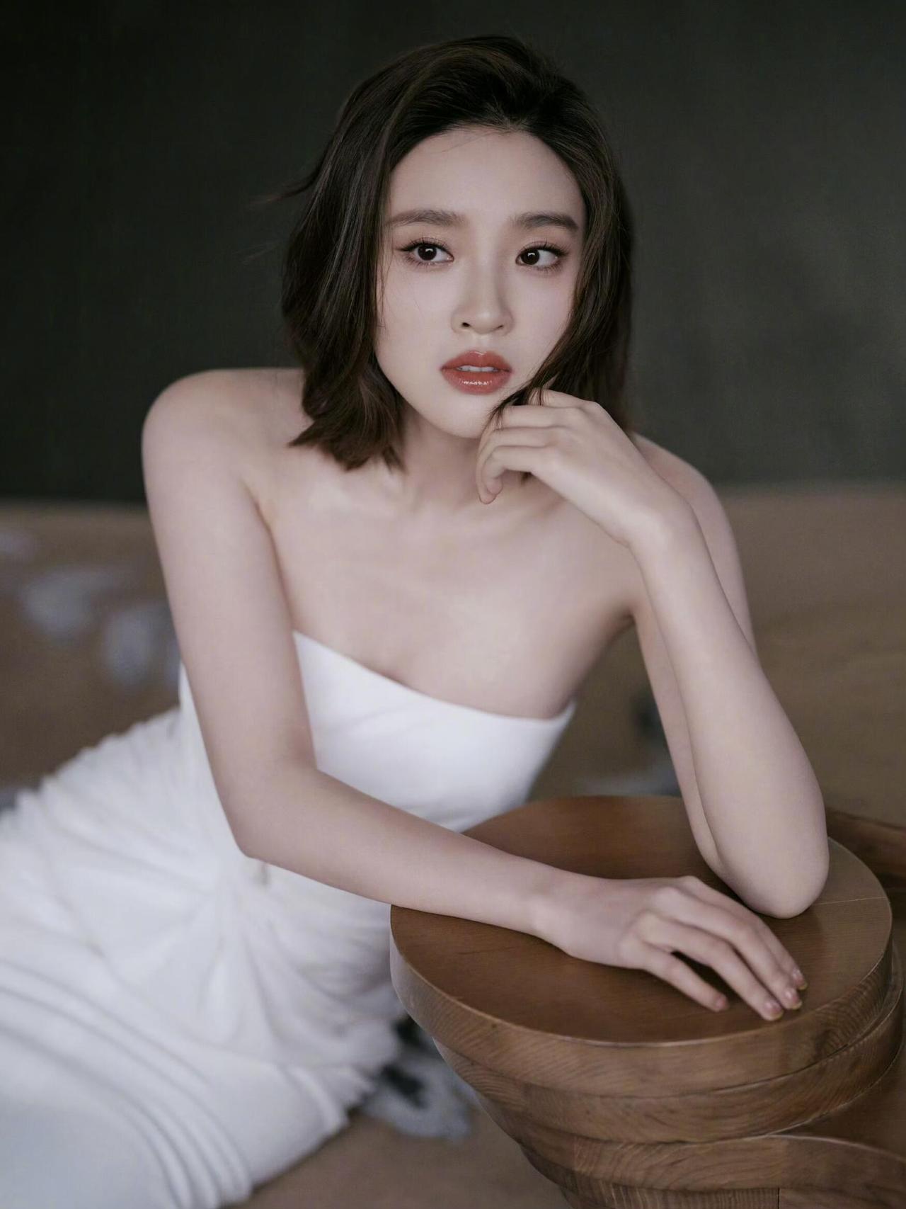 唐艺昕