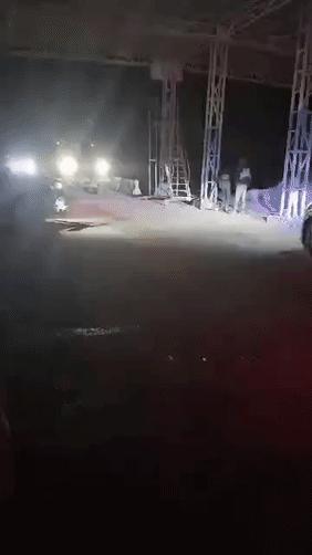 美国感到了叙利亚的危机，美军已开始向位于叙利亚东北部哈塞克省、由叙利亚民主力量（