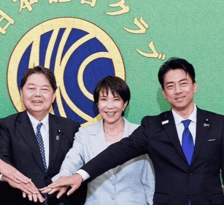 高市早苗支持率暴跌，首相梦已碎根据日本电视台最新调查，一度支持率断层领先其他候
