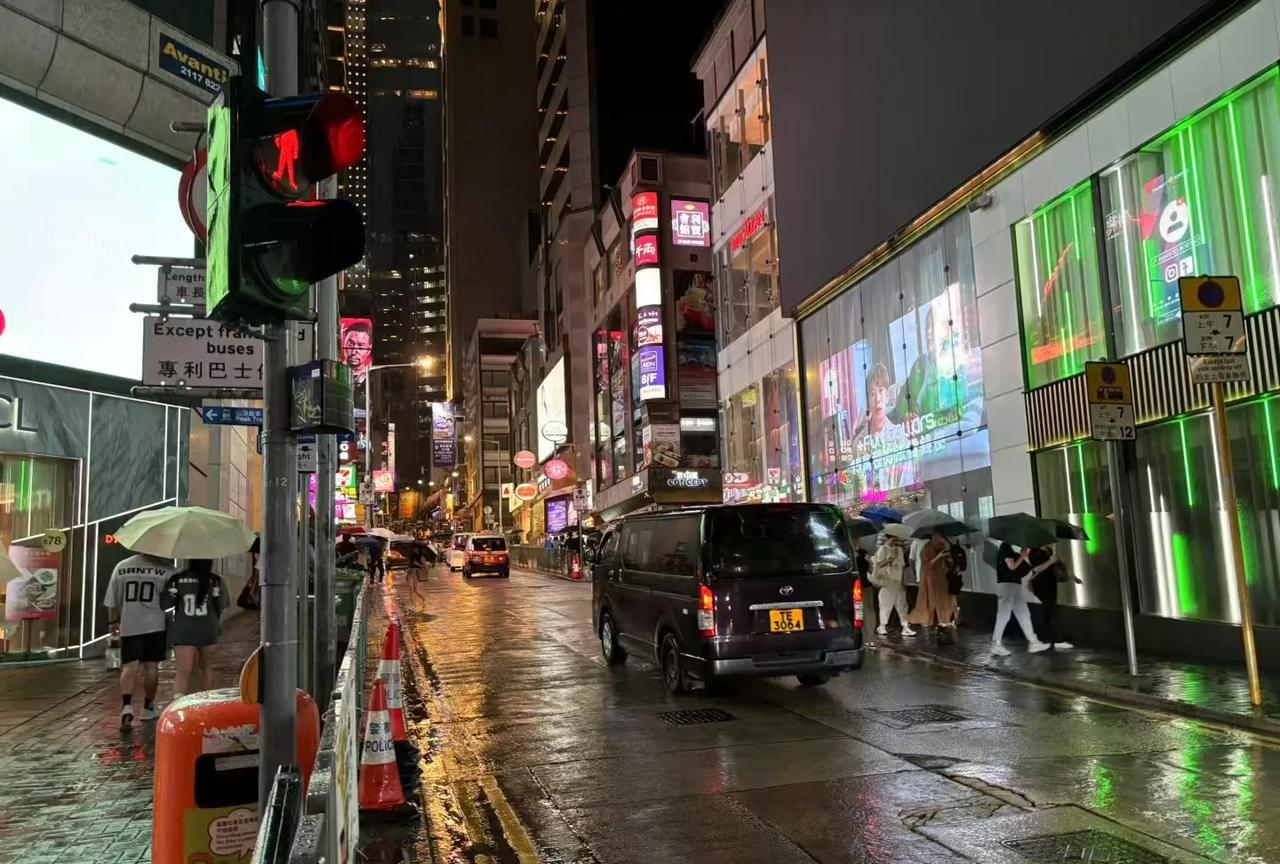 稳定需求类专业志愿填报指南1.口腔医学性价比之选：相比临床医学竞争较小，可