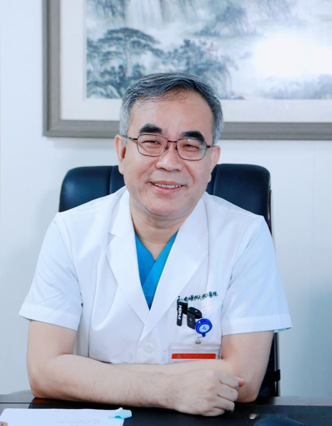 一位患者在门诊问我：