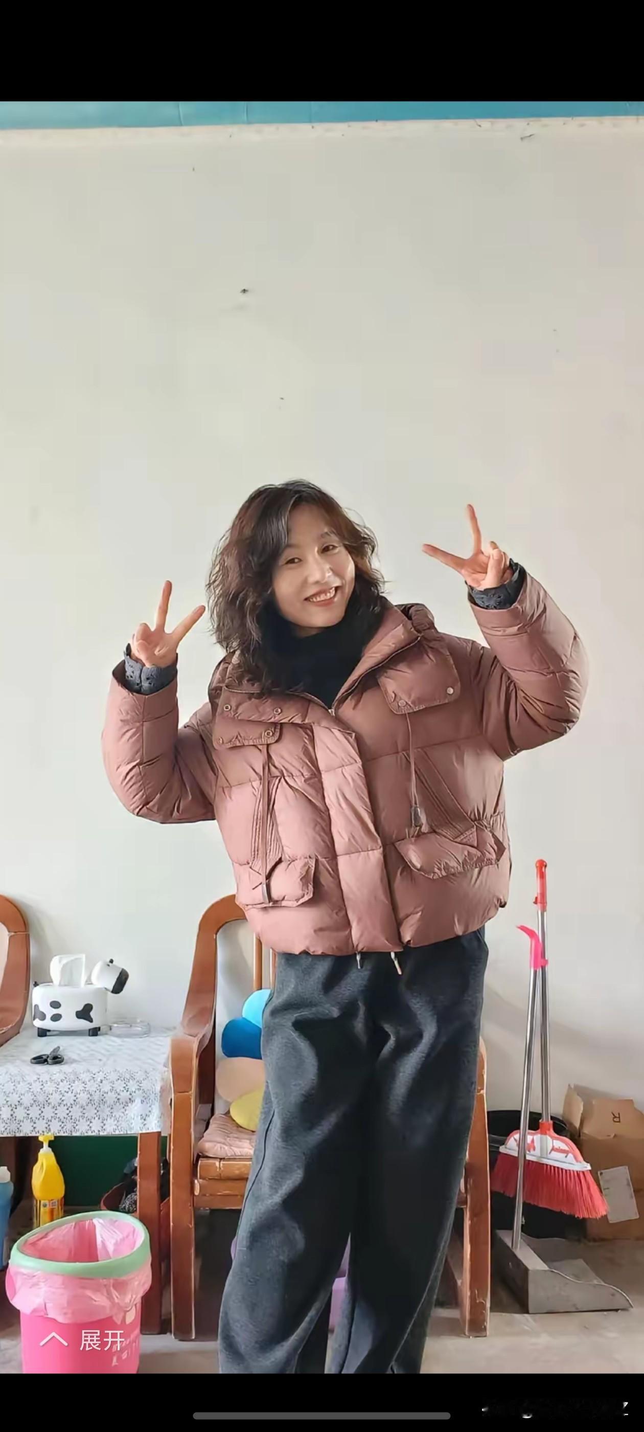 爱笑的少妇，心态好一切都好