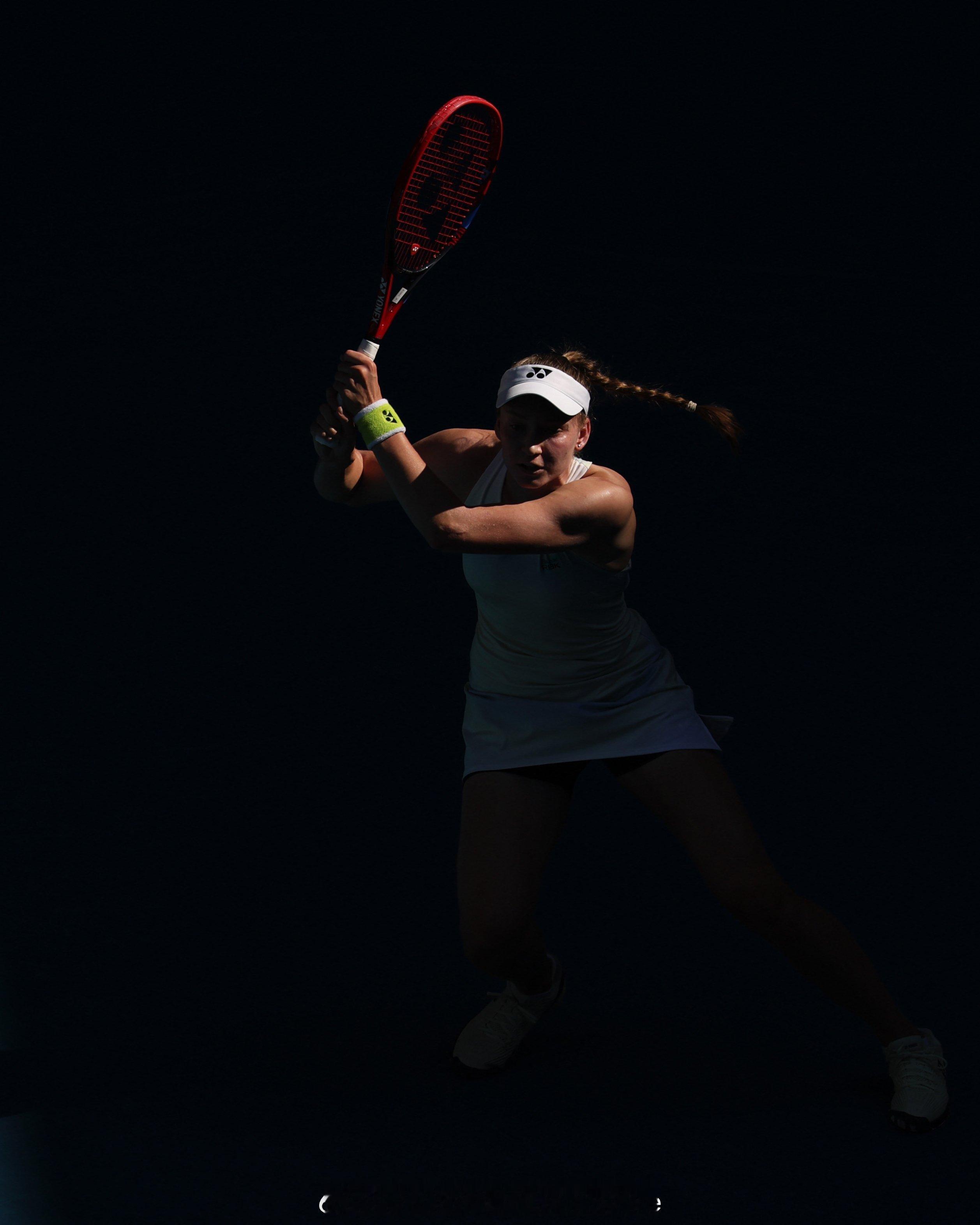 ✅第2次澳网八强✅6连胜梅尔滕斯✅第7次大满贯八强✅莱巴金娜晋级澳网八强