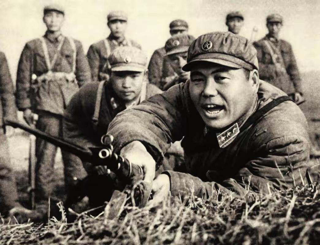 1967年，一等功臣郭兴福因掐死3个孩子，被判死刑，南京军区司令员许世友听说后，