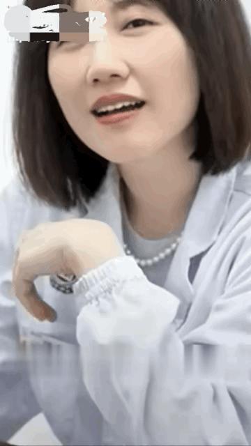 湖南长沙曾琦医生。最近这段时间的网络红人，不管怎么说，这颜值也是抗打了。不过