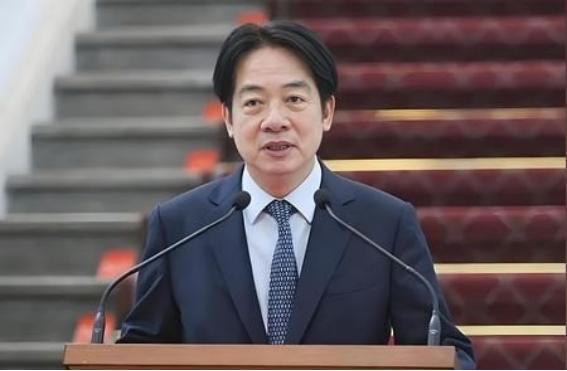 台湾名嘴黄征辉曾表示只要大陆接受两个条件，就可以接受和平统一，他提出的两个条件分