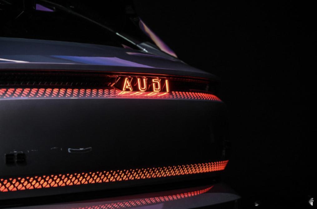 上汽奥迪E5Sportback预售，一汽奥迪：四环相扣才是奥迪！8月19日消息
