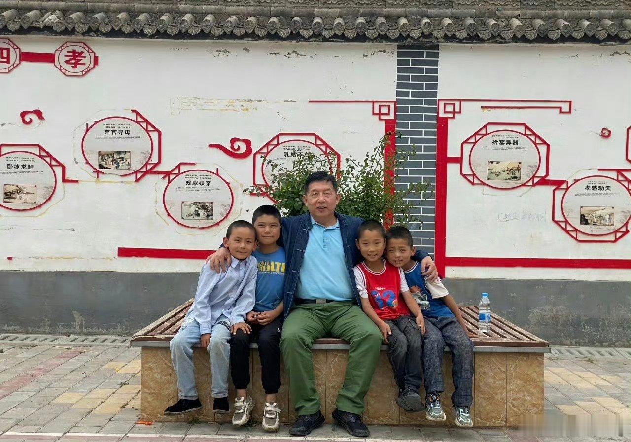 我遇到和接触的人越多，越喜欢孩子!知道是为什么吗？