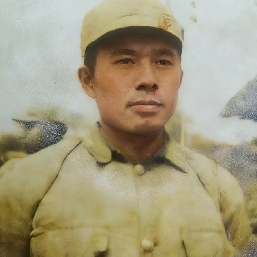 1950年的四川什邡，蒋匪头目刘竞生落网被俘，这一张老照片便是彼时留下的珍贵影像