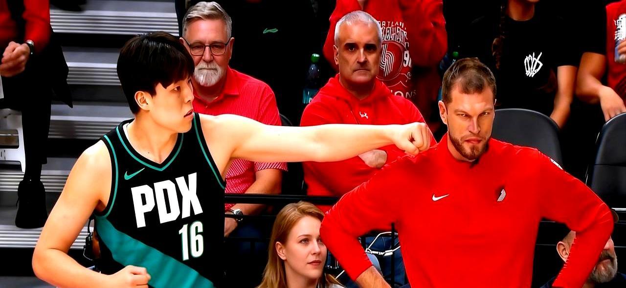 主帅刚被裁，首轮16顺位的杨瀚森就成了开拓者的“出气筒”？进攻端，四个队友