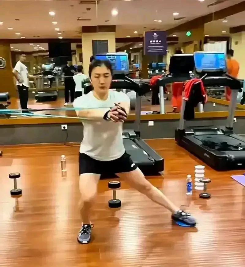 没有人可以随随便便成功，陈梦已经恢复训练，向着奥运三连冠进发，不得不说，