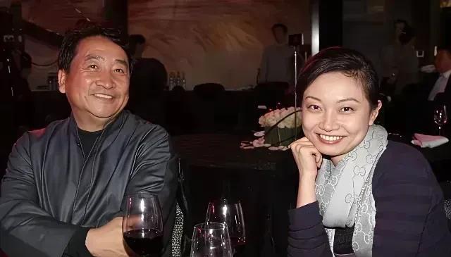 75岁的姜昆嘴上不说，心里也是急得不得了。自己的宝贝女儿转眼已经46岁了，到现