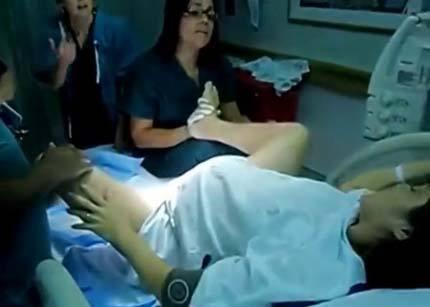 产妇阵痛20小时才生下宝宝