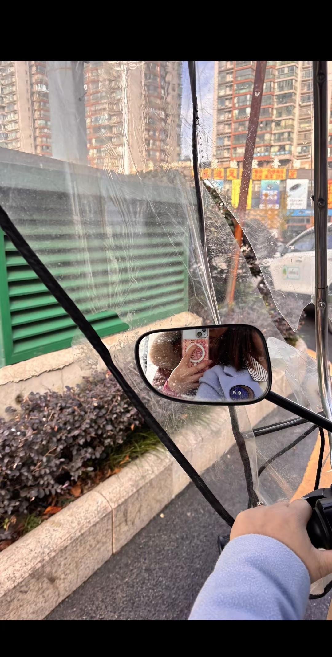 为了吃碗粉，跑了半个白云区，也只有我们俩了。