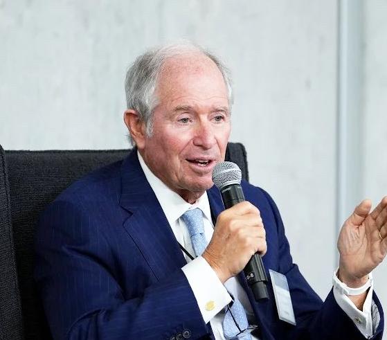 等不了，美国派人来华。4月23日，中方代表在北京会见了美国黑石集团董事长兼首席执