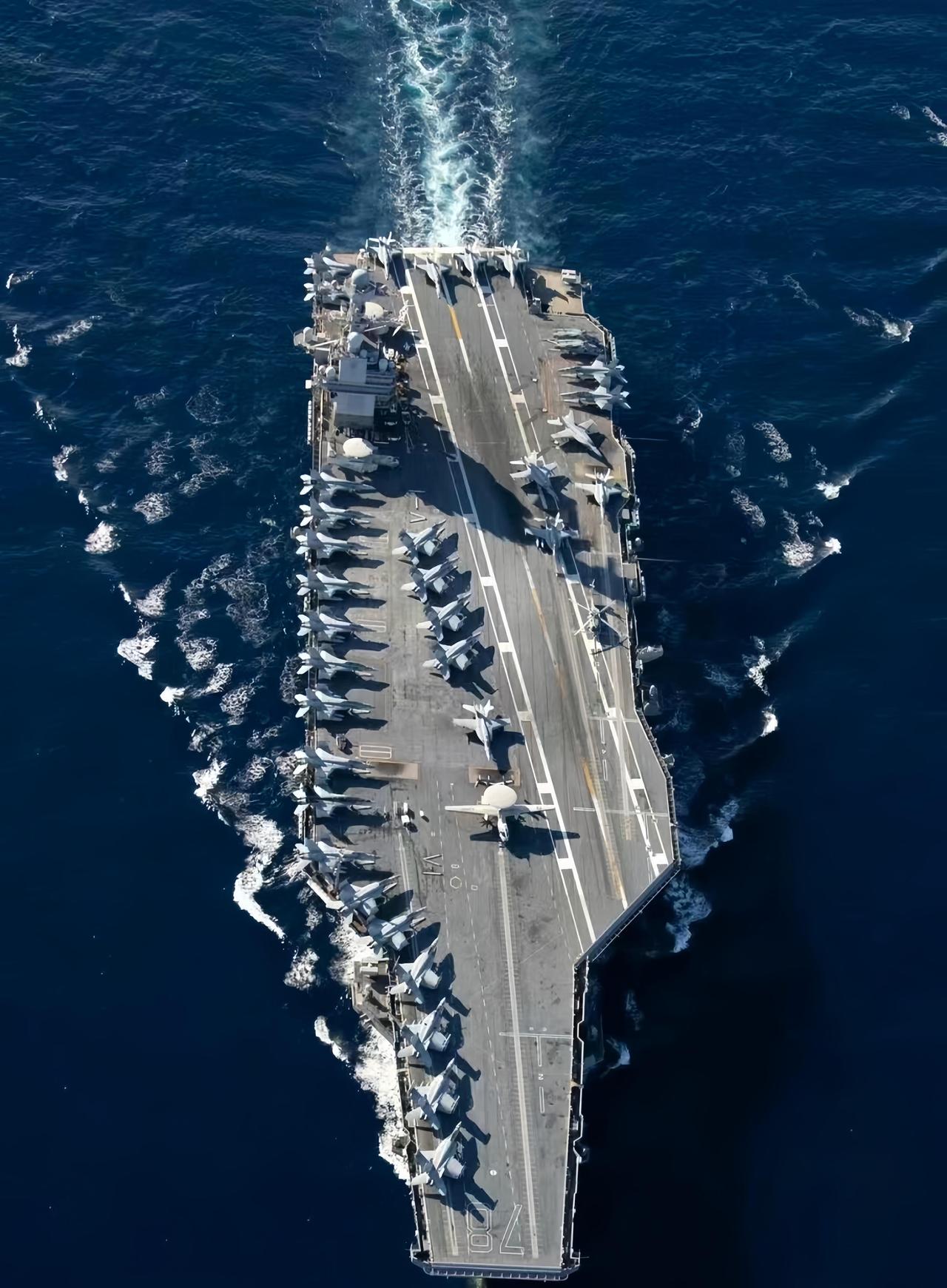 美军3航母就位海峡禁令生效美国中央司令部4月12日正式宣布，针对伊朗港口的