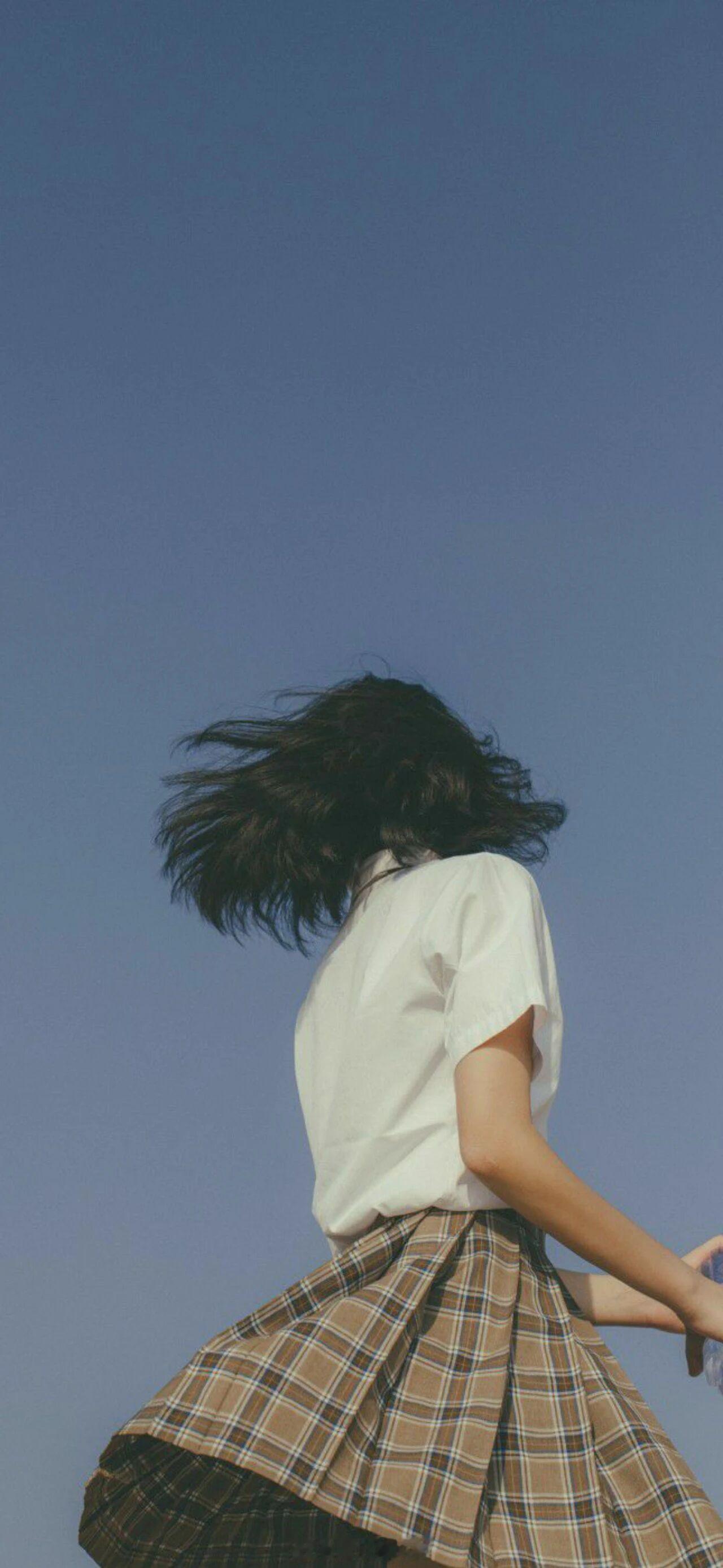 她如过河的兵卒，带着一抹旖旎，为他披荆斩棘，甘愿向前。——《他在云之南》早安推