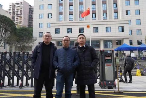 打麻将被偷拍牵出大案！2019年，海南高院原副院长张家慧打麻将被人偷拍，遭遇敲