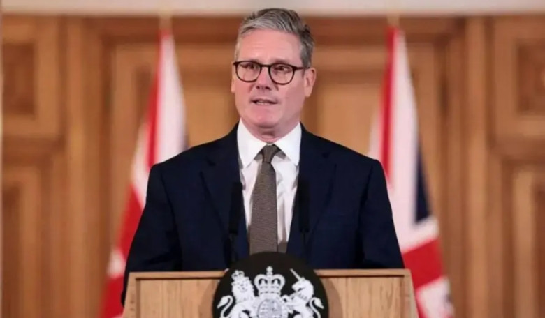 曾经辉煌的大英帝国,现在就剩下一些见不得台面的蝇营狗苟。10月28日,英国首相斯