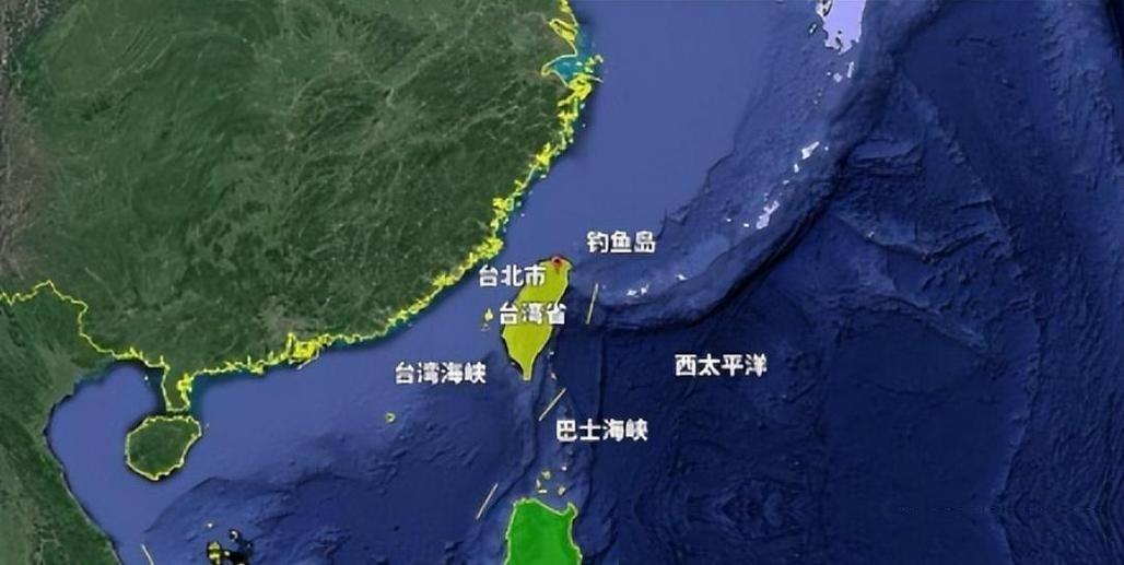 中美现在的博弈，说白了就是一场彻头彻尾的心理战。两个人坐在牌桌前，心里都有自己的
