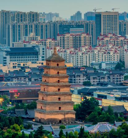今天咱们专门聊一所大学——陕西师范大学。我估计在座很多家长和考生，看到“师范”