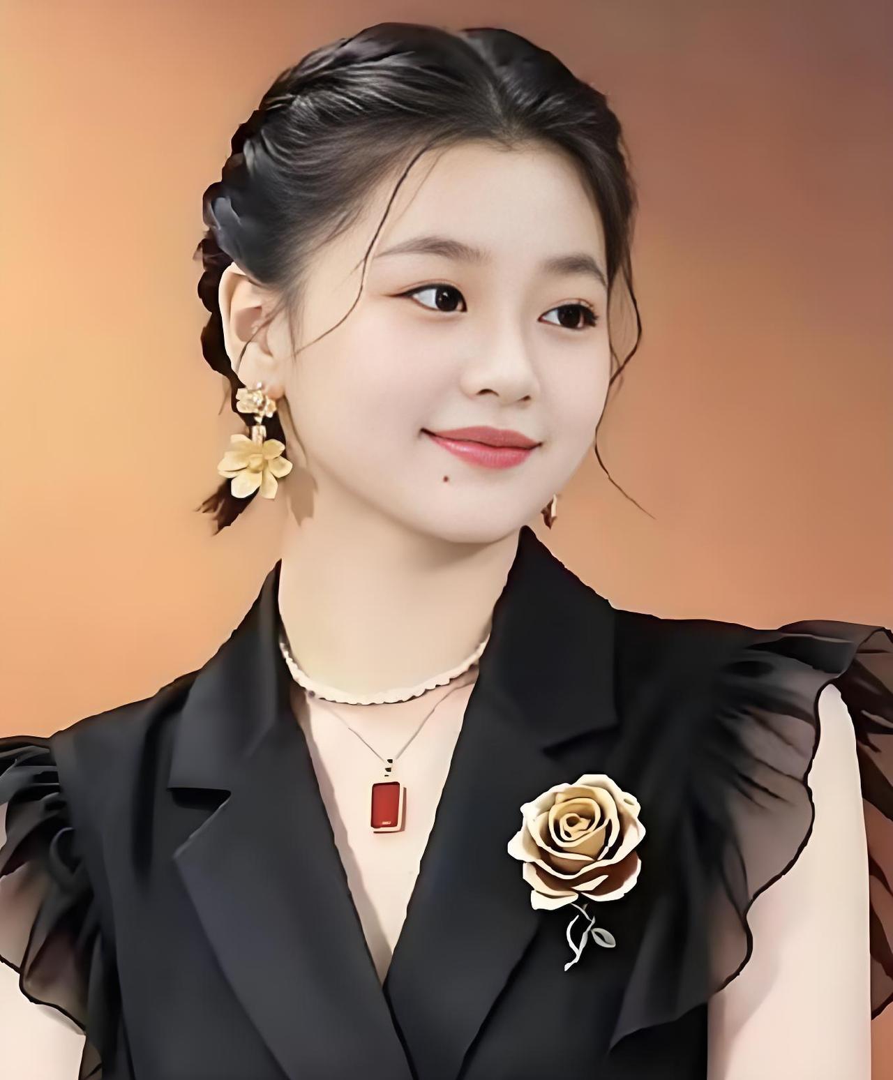全红婵自主敲定朵薇代言，收益归自己自己谈的商务钱都是自己的这有啥错？但有些人就