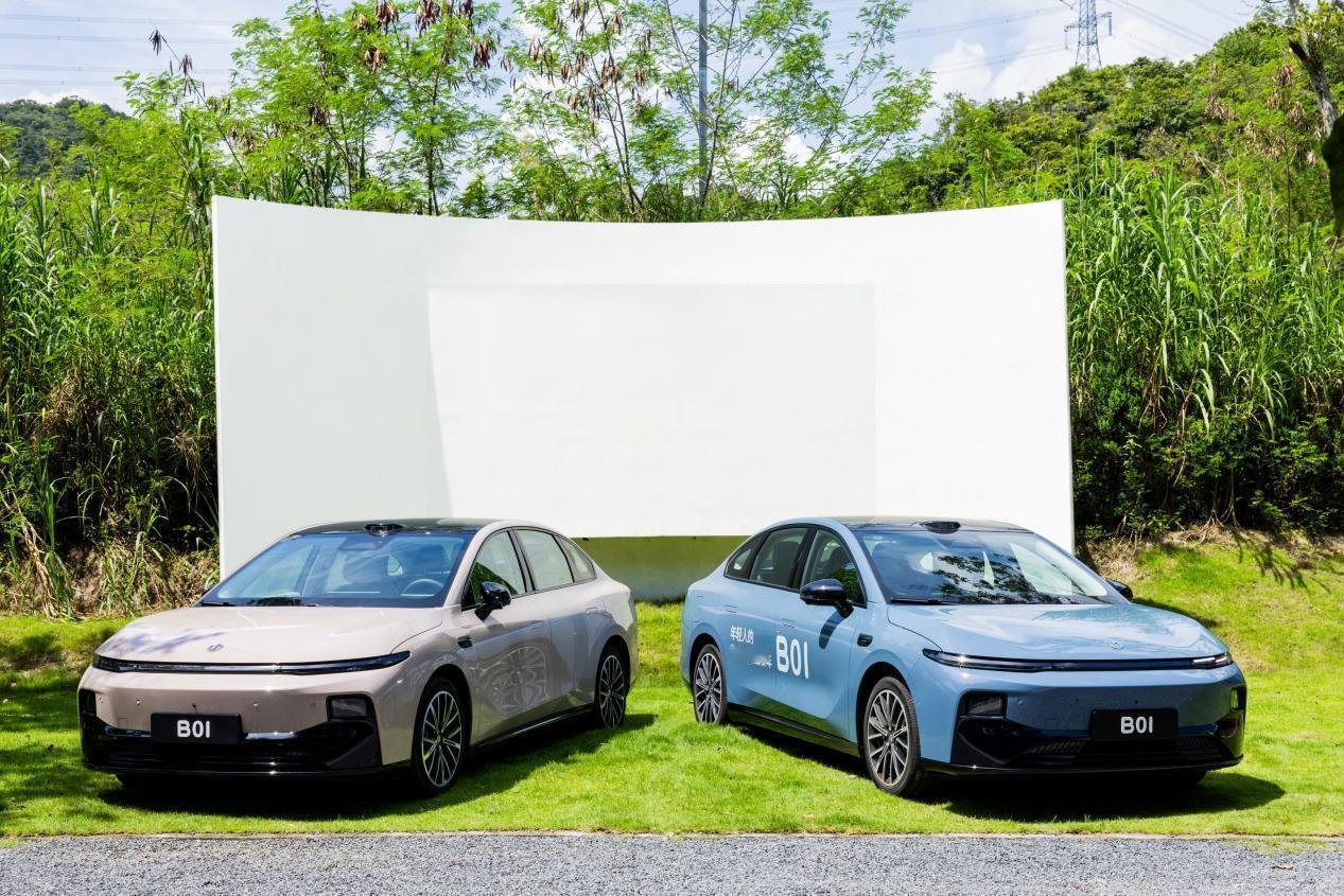 10万内纯电车纠结症犯了？零跑B01和吉利星愿，谁才是“闭眼入”的选手？就