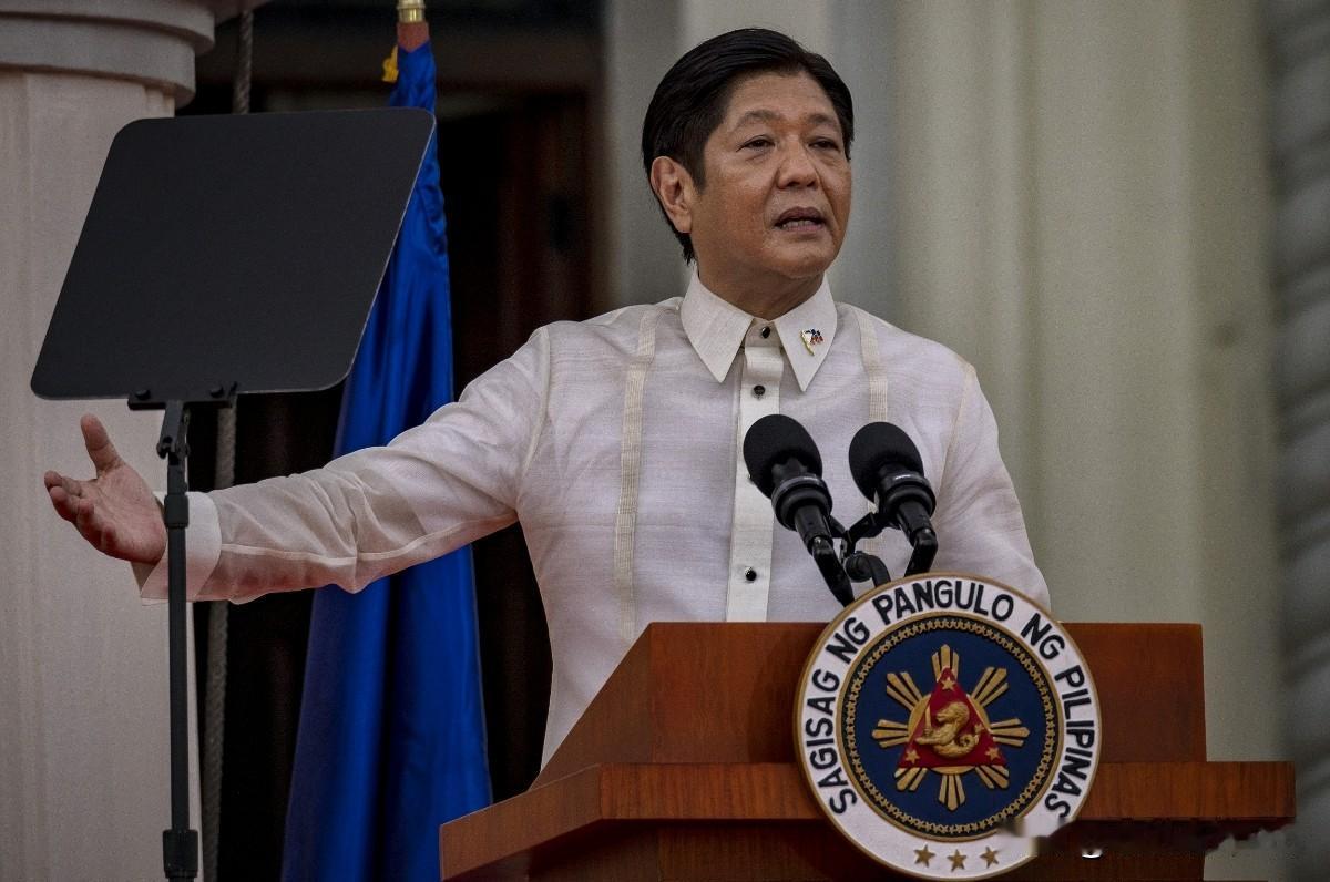 自不量力！菲律宾竟然跳出来对我们说三道四了！12月31日，菲律宾国防部发表声明声