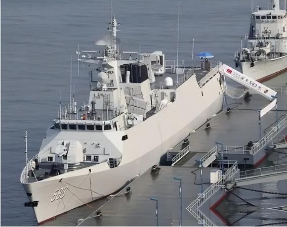为什么全世界没几个国家敢买中国的052D驱逐舰？答案很简单——就算中国白送，绝大