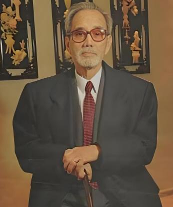 1953年，精通三门外语的志愿军战俘程立人拒绝回国。流亡三十年后，他竟成了阿根廷