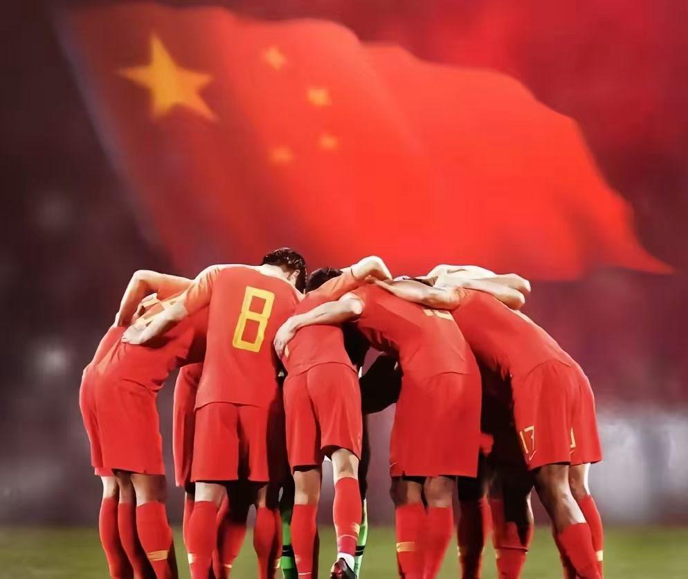 中国足球一直落后，除了腐败问题，还有就是青训问题一直落后，从小就打不过日韩，大了