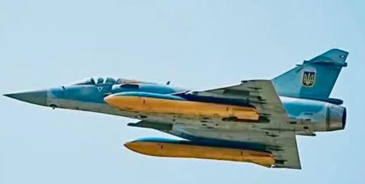图文：新视频显示乌空军幻影2000-5F已执行空对地打击任务法国制造的幻影2