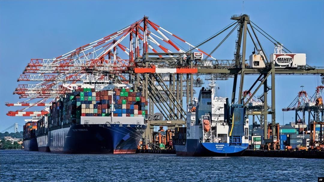 中美行动回应行动！暂停这些限制举措！当地时间11月9日，美国贸易代表办公室（